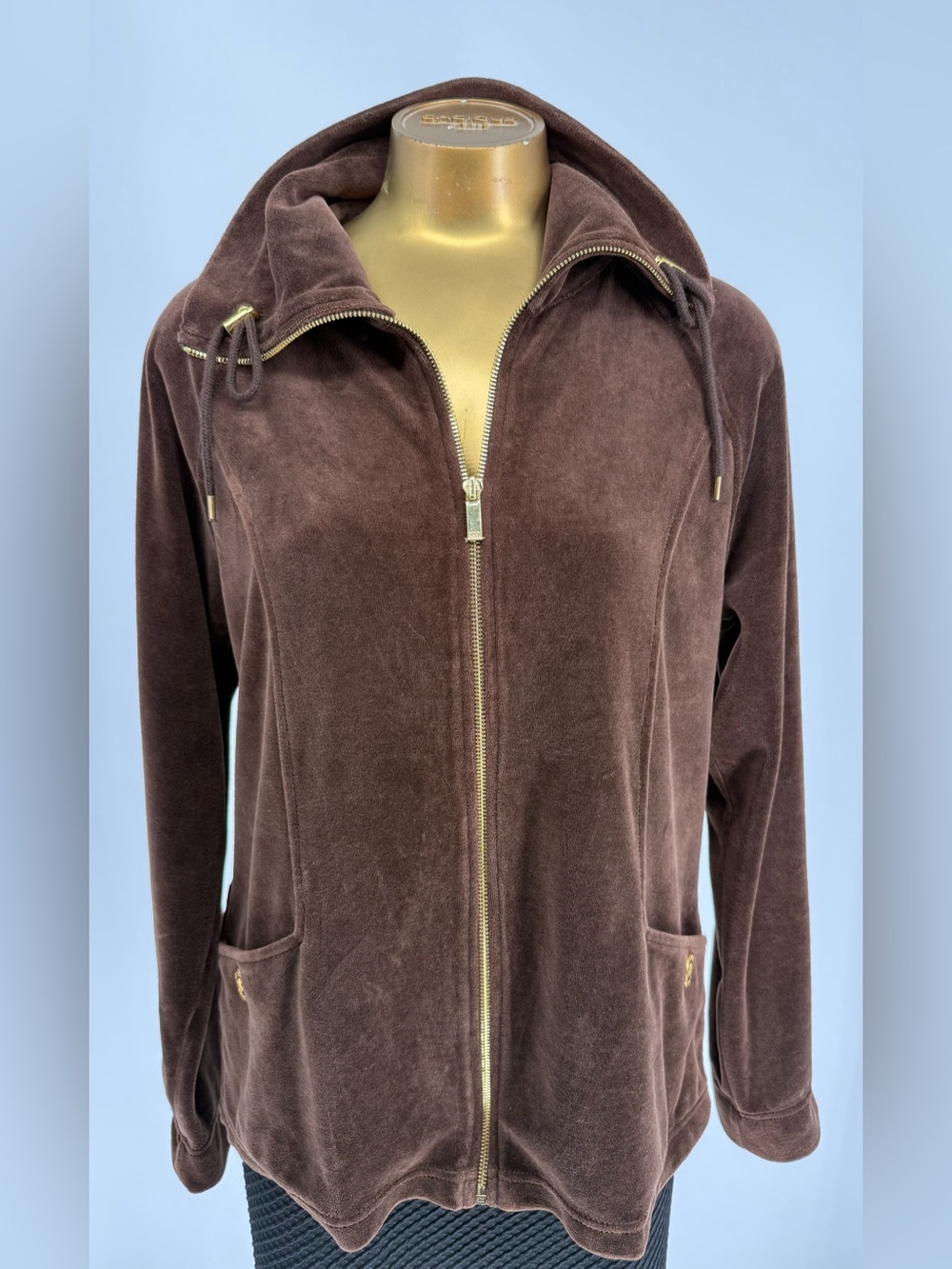 Jones New York Signature Chocolate Brown Velour Full Zip Hoodie
Size Large
